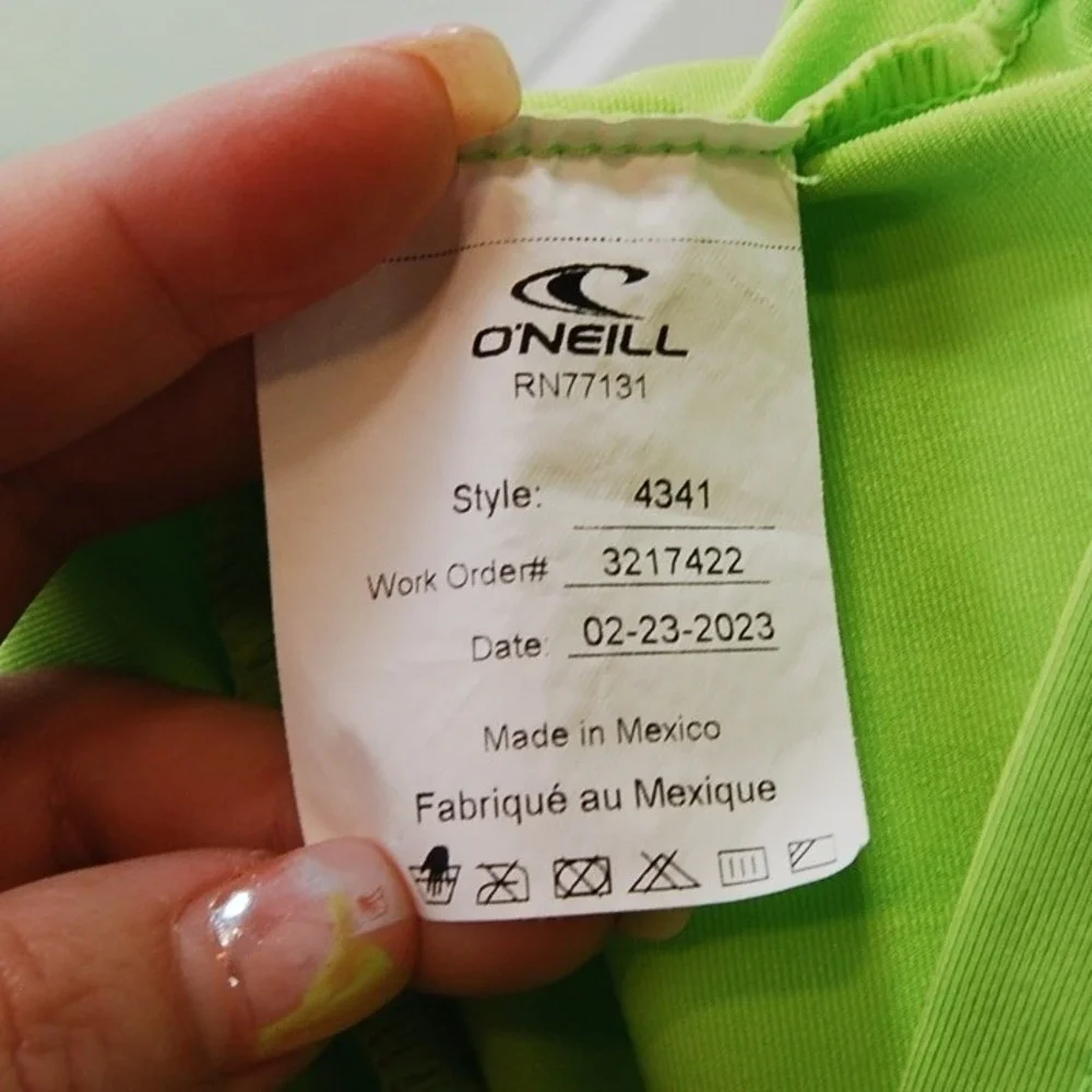 O'Neill Swim Shirt Youth‎ 14 Large 50+ Ultraviolet Protection Set of two tops